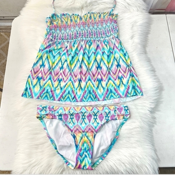 KENNETH COLE REACTION MEDIUM VIBRANT COLORFUL TEAL BABY DOLL - Picture 1 of 13